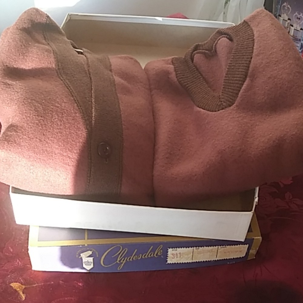 sweater polo